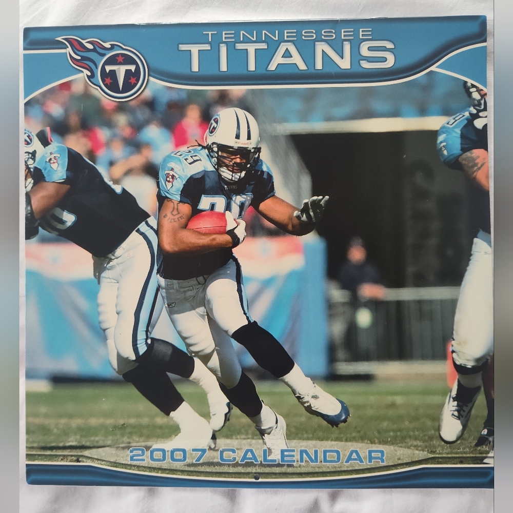 Vtg. 2007 Tennessee Titans 12 Month Calendar.  12 X 12
